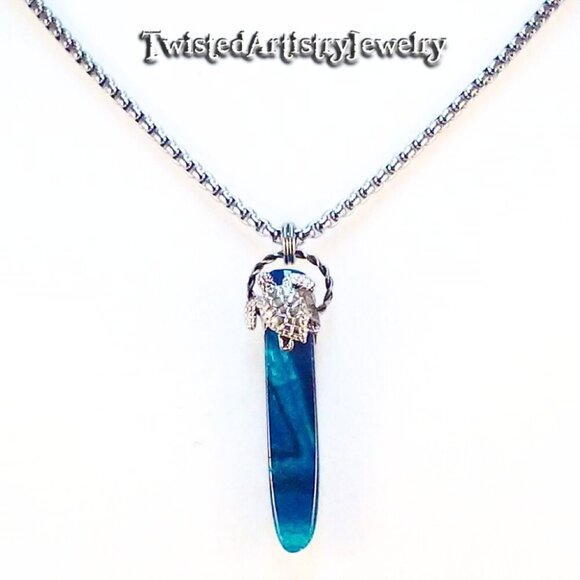 Sea Turtle and Blue Agate Shard Pendant Necklace - Picture 1 of 6